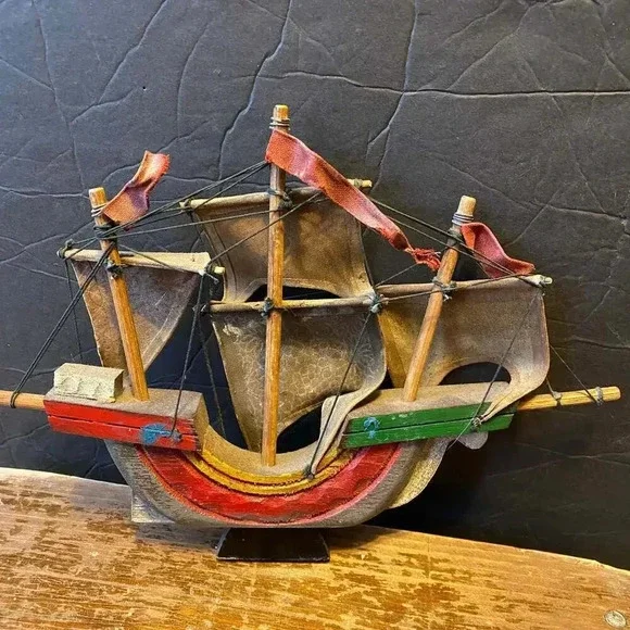 Vintage Ocean Core  Replica Wood Model Nina Pirate ship Beach Home Office Decor - Picture 3 of 5